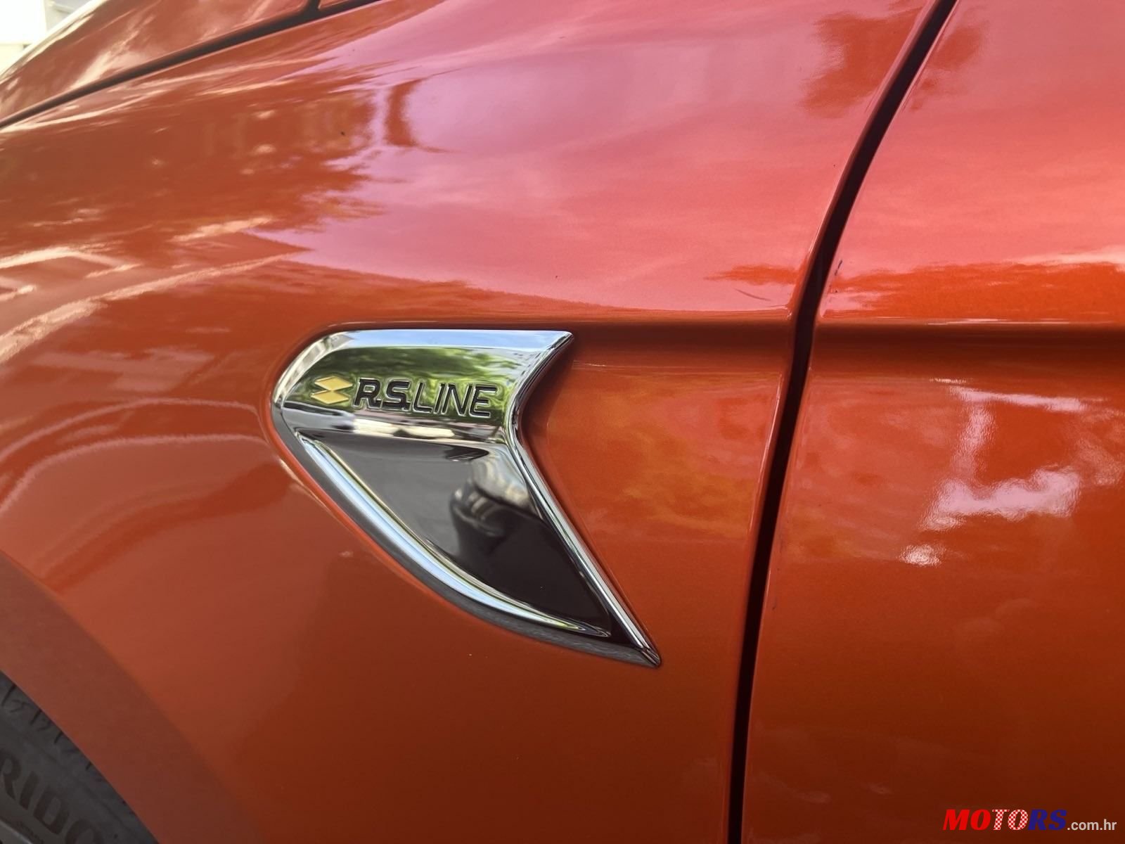 2020' Renault Clio Tce photo #1