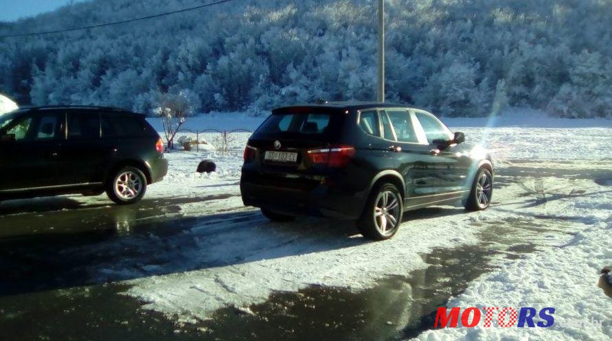 2013' BMW X3 Xdrive20D photo #2