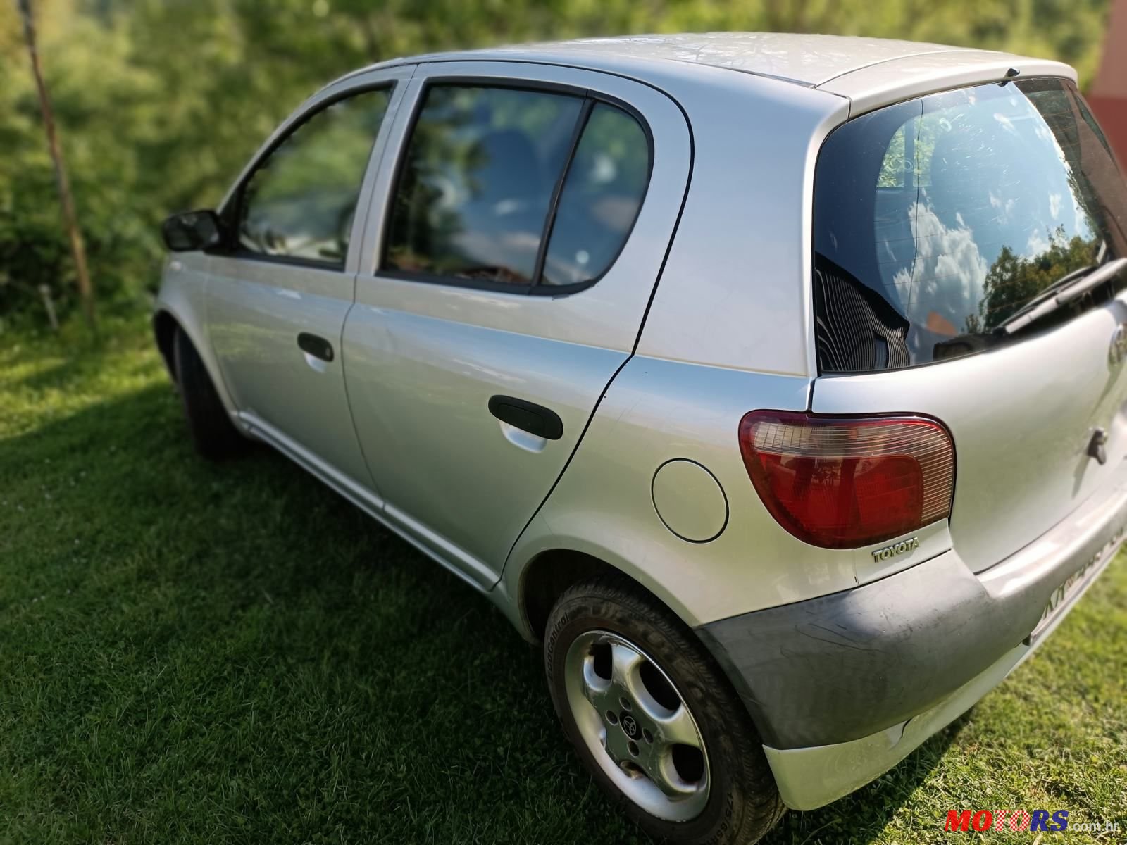 2002' Toyota Yaris 1,0 Vvt-I photo #5