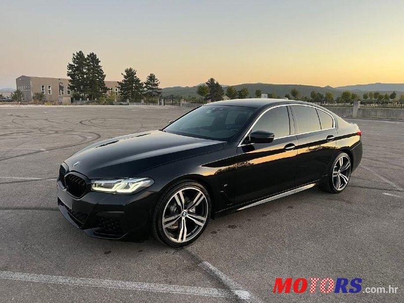2019' BMW Serija 5 520D photo #2