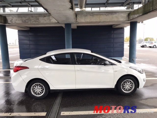 2013' Hyundai Elantra 1.6MPI photo #2