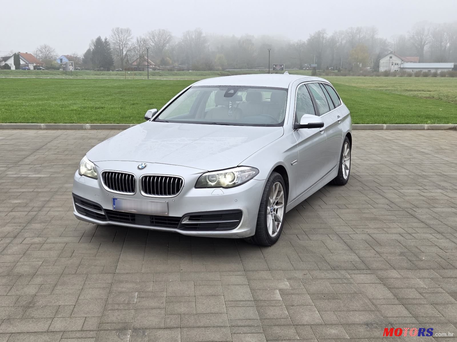 2014' BMW Serija 5 520D photo #2
