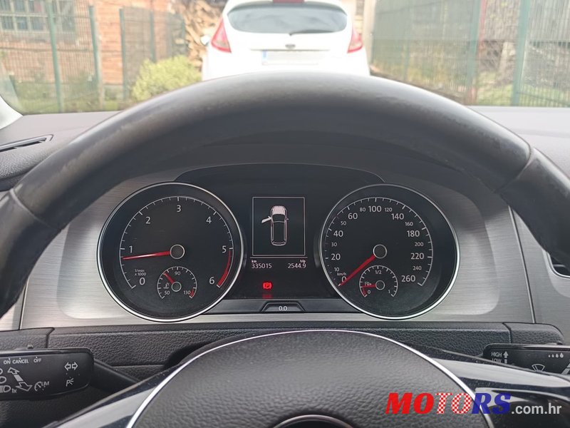 2014' Volkswagen Golf 7 Variant photo #1
