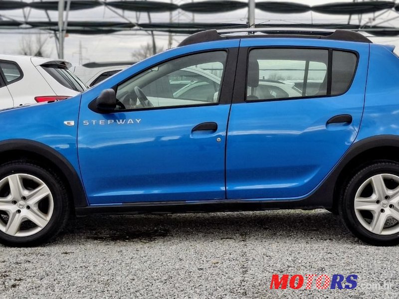 2015' Dacia Sandero 1,5 Dci 90 photo #5