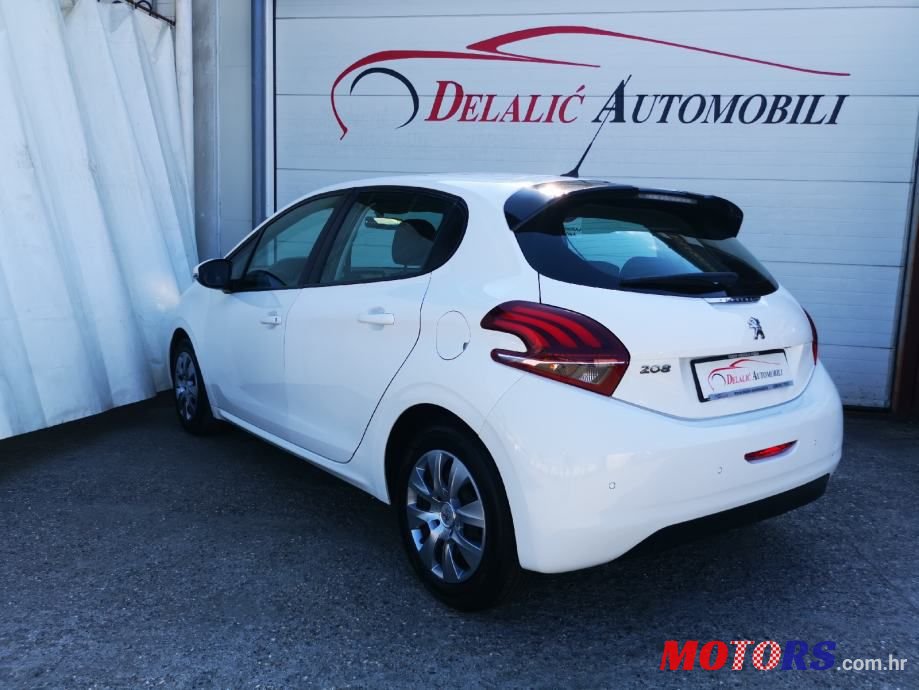 2017' Peugeot 208 photo #3