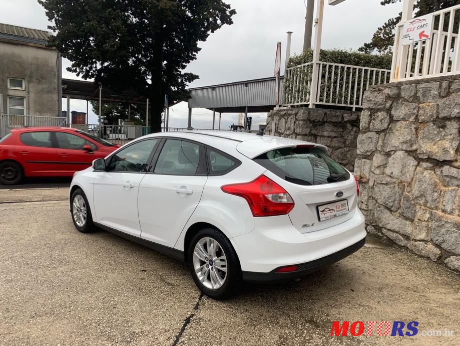 2011' Ford Focus 1,6 photo #6