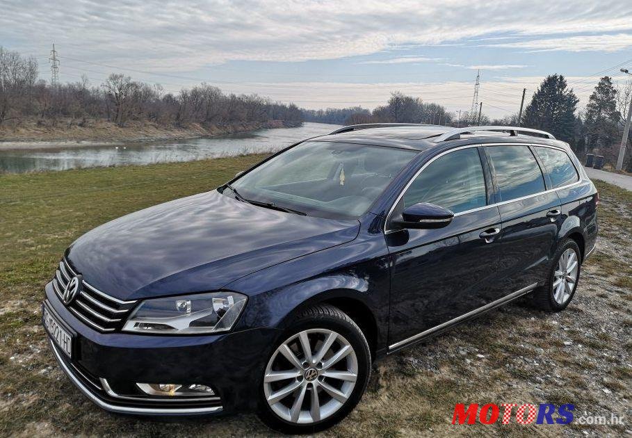 2012' Volkswagen Passat Variant 2,0 Tdi photo #1