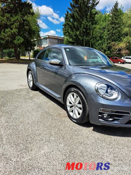 2017' Volkswagen Beetle photo #3