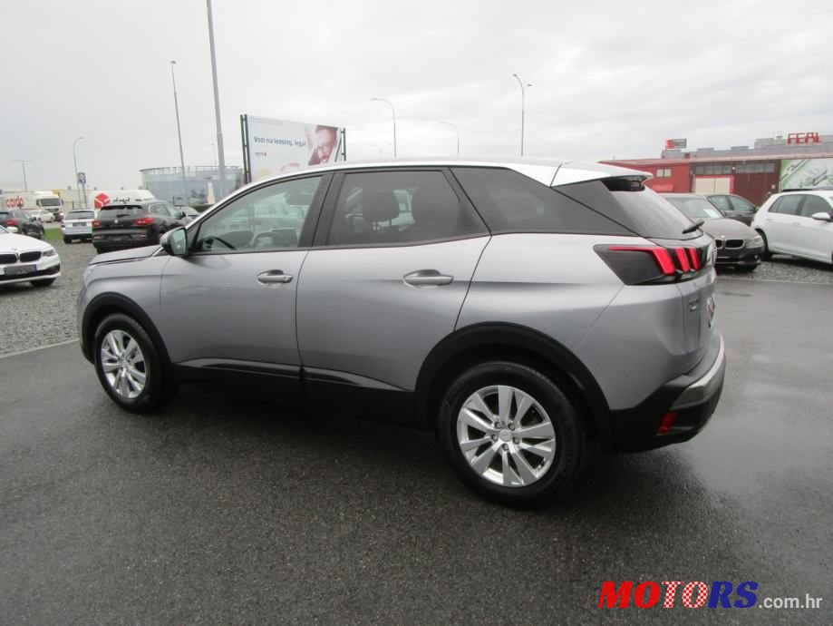 2018' Peugeot 3008 photo #2