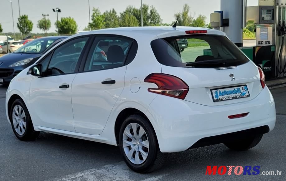 2015' Peugeot 208 1,4 Hdi photo #5