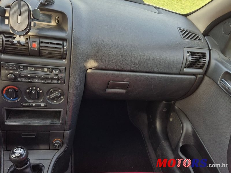 2002' Opel Astra 1,4 photo #6