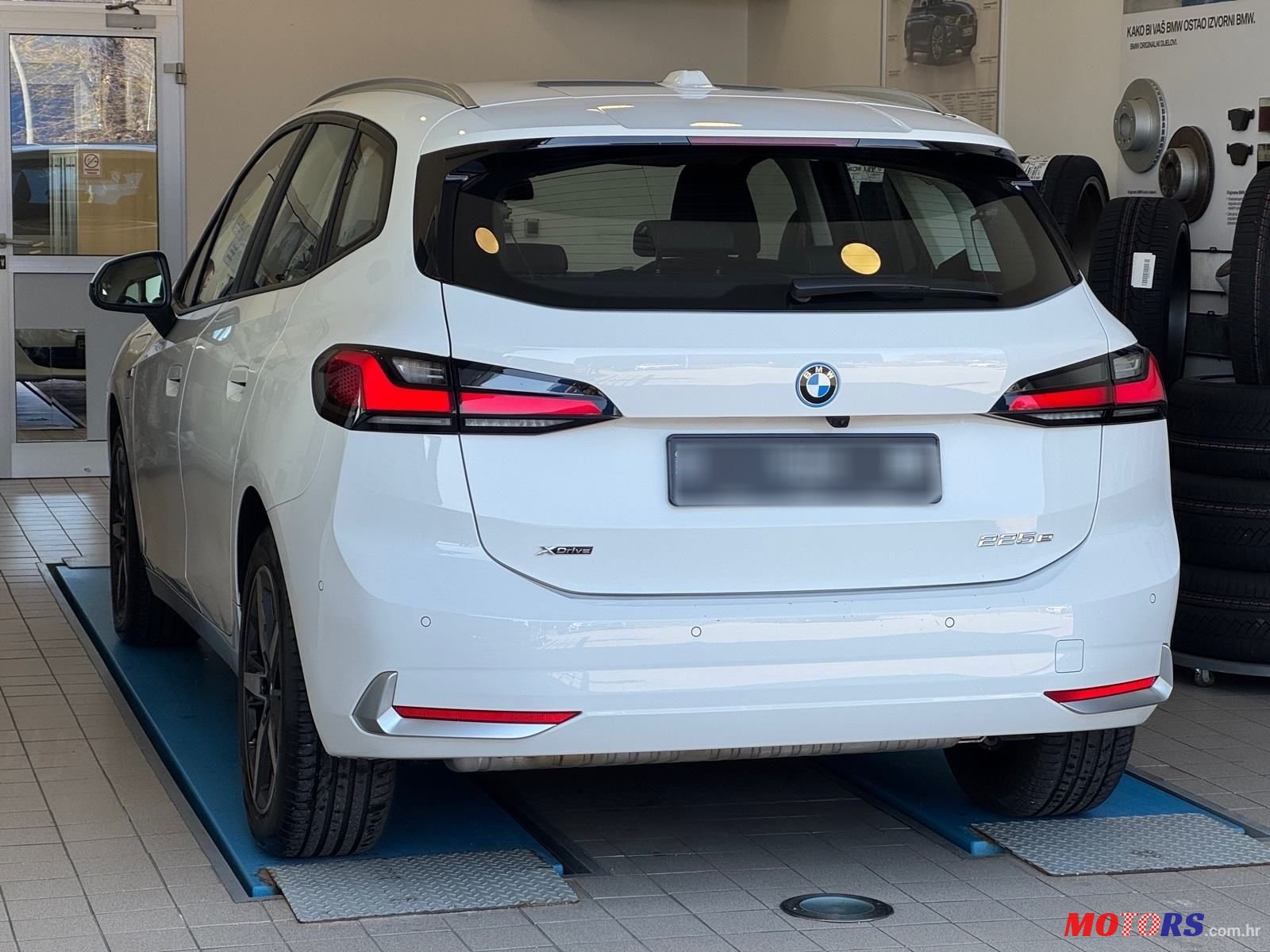 2022' BMW Serija 2 225E Xdrive photo #4