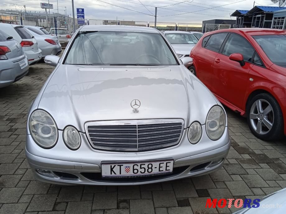 2004' Mercedes-Benz E-Klasa 200 Cdi Classic photo #1
