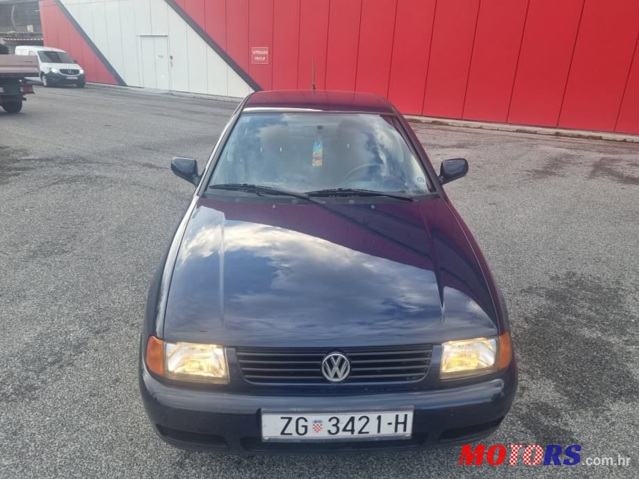 1998' Volkswagen Polo photo #2