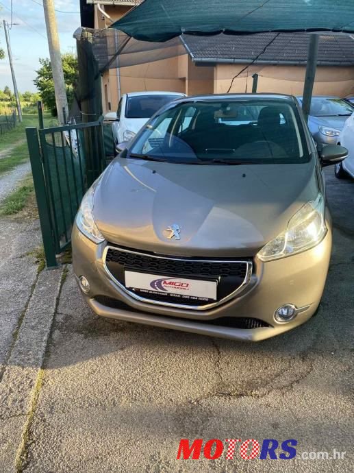 2014' Peugeot 208 1,4 Hdi photo #2