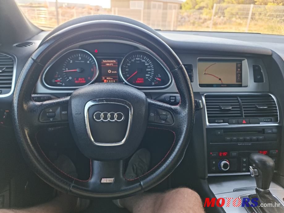 2008' Audi Q7 photo #6