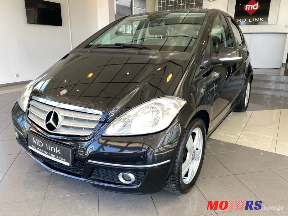 2011' Mercedes-Benz A-Klasa photo #5