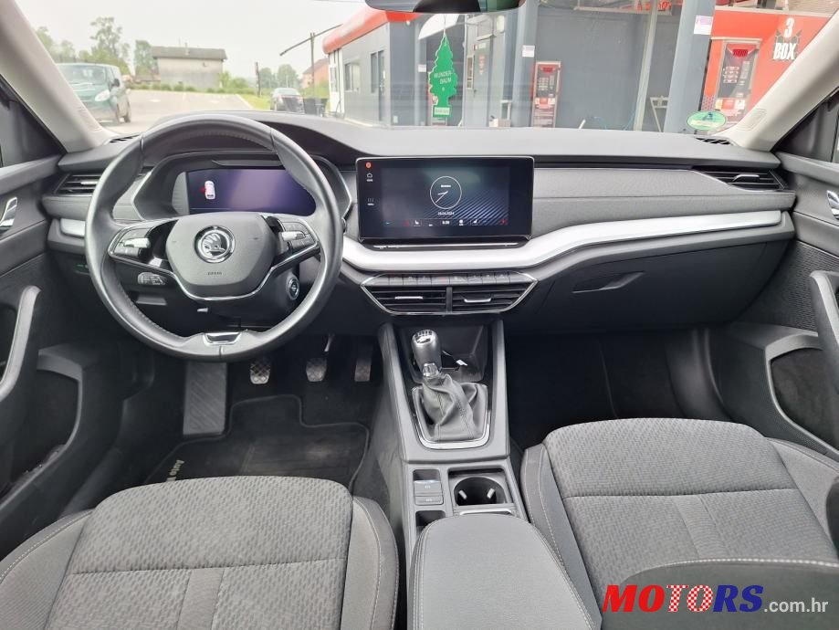2021' Skoda Octavia Combi photo #6