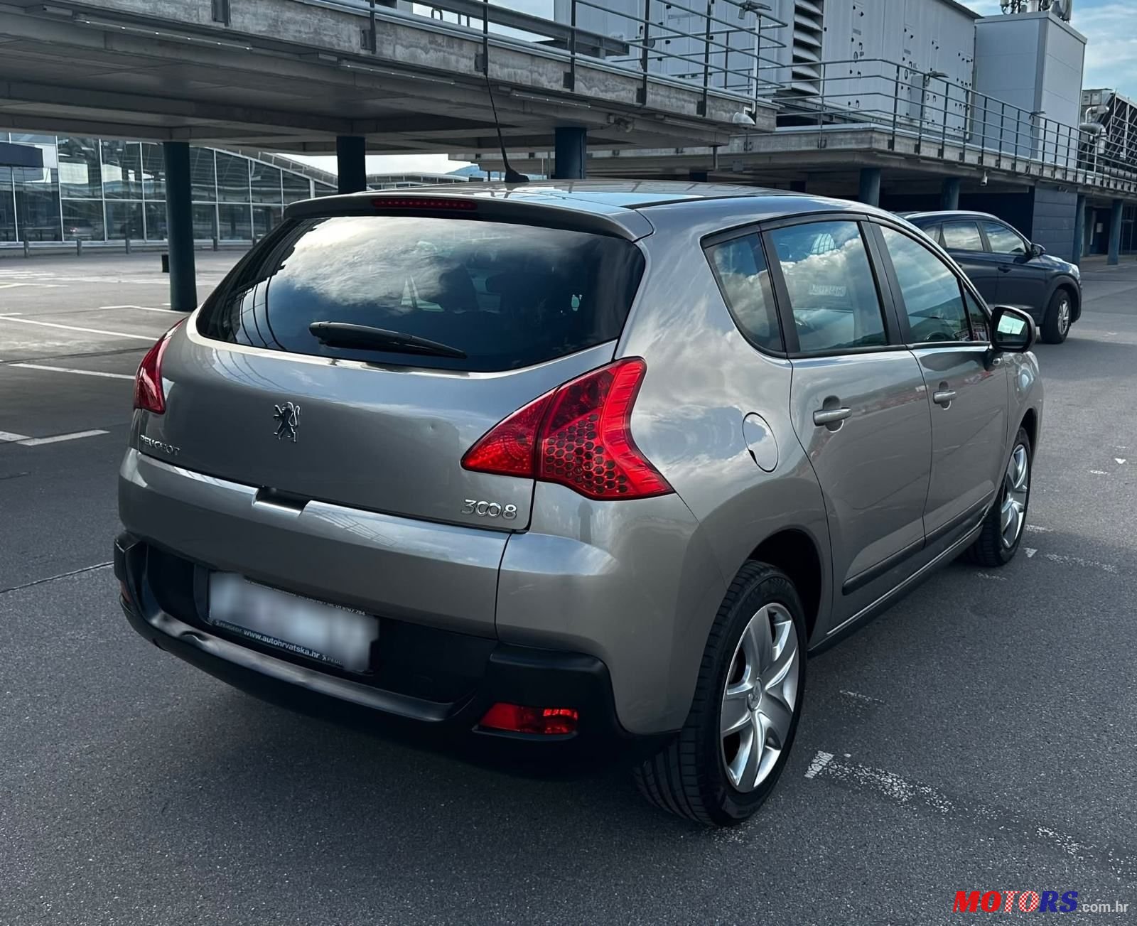 2010' Peugeot 3008 1,6 Hdi photo #5