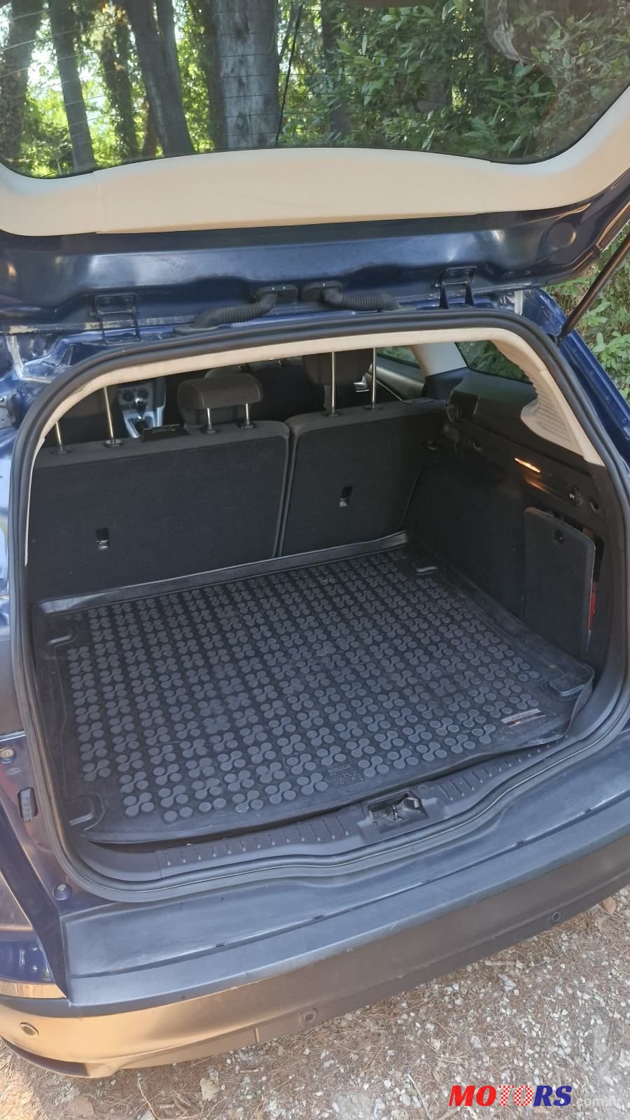 2012' Ford Focus Karavan photo #2