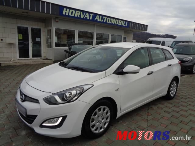 2014' Hyundai i30 Cw 1,6 Crdi photo #1