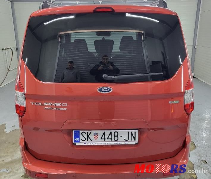 2017' Ford Tourneo Courier 1,0 photo #3