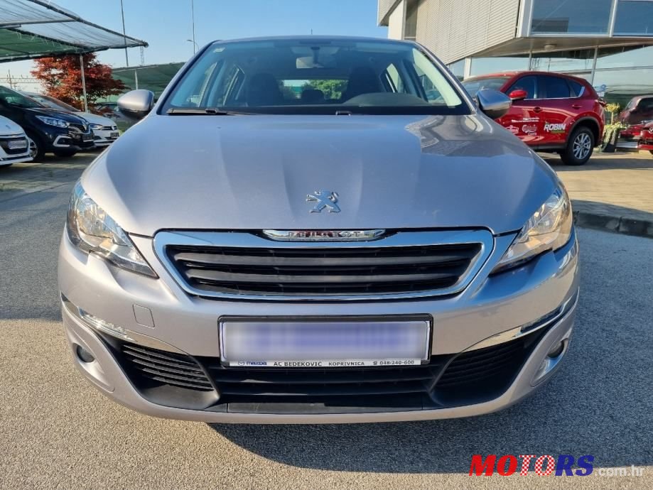 2017' Peugeot 308 1,6 Bluehdi photo #2