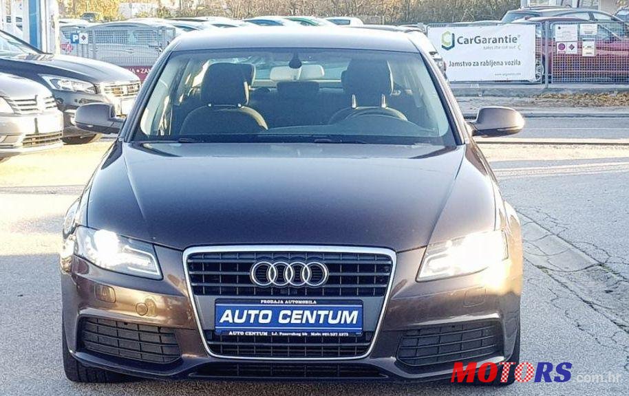 2011' Audi A4 photo #2