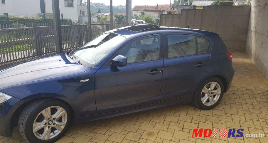 2010' BMW Serija 1 116D photo #1