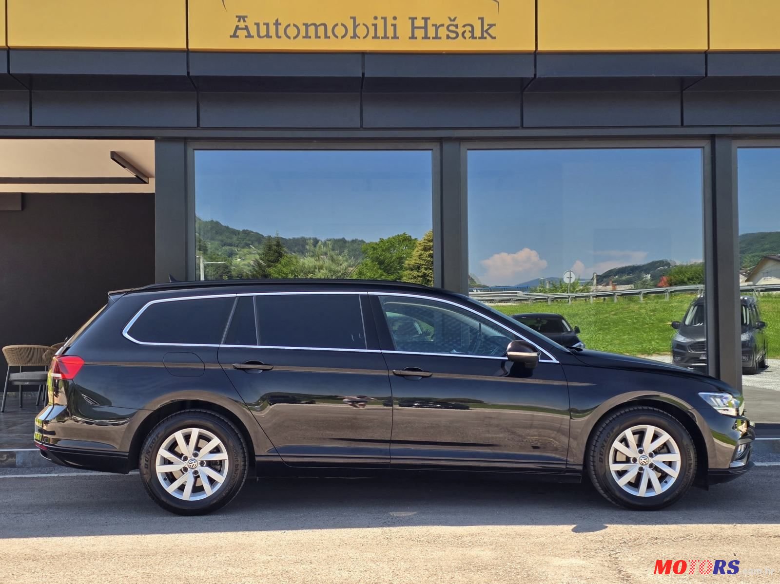 2020' Volkswagen Passat Variant photo #4
