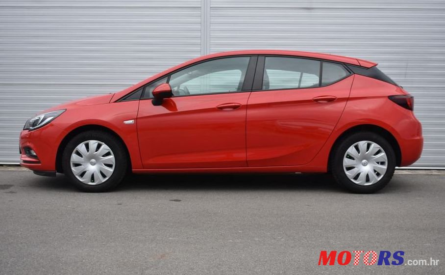 2017' Opel Astra 1.6 Cdti photo #1