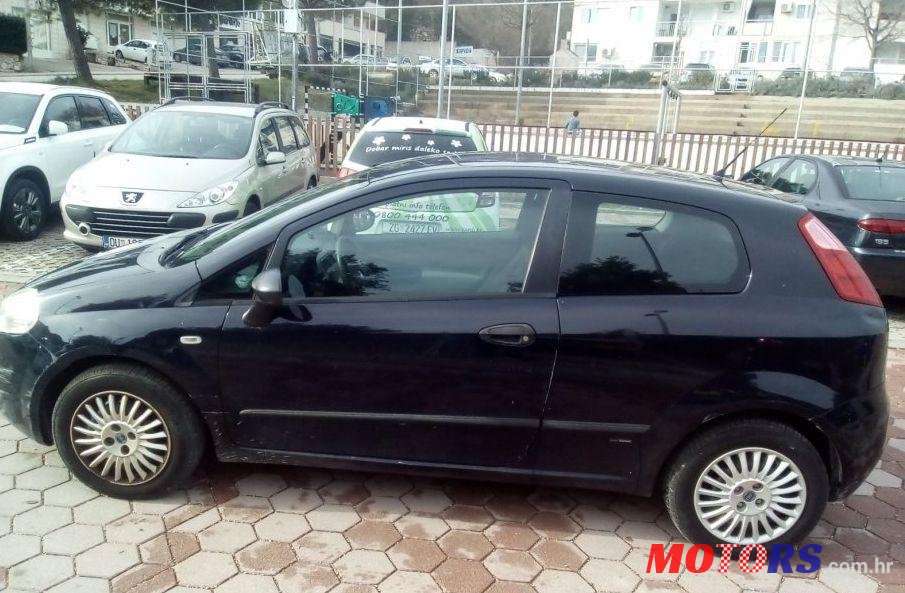 2006' Fiat Grande Punto 1,4 8V photo #1
