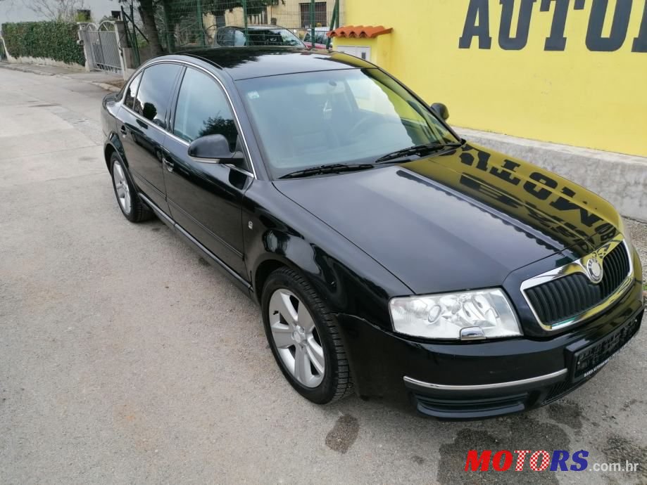 2007' Skoda Superb 2,0 Tdi Pd photo #2