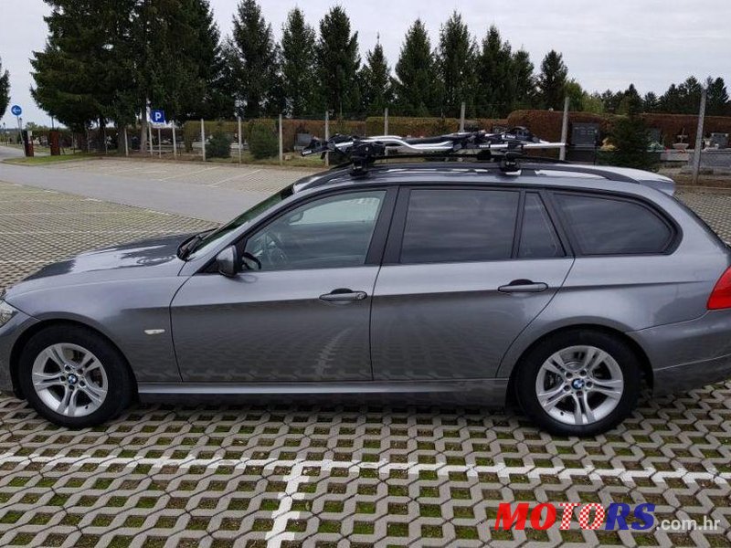 2009' BMW Serija 3 Touring 318D photo #1