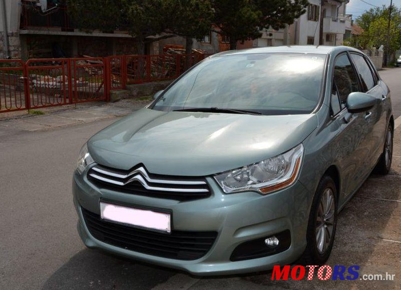 2011' Citroen C4 1,6 Vti Seduction photo #1