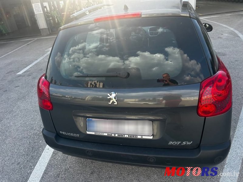 2011' Peugeot 207 1,6 Vti photo #4