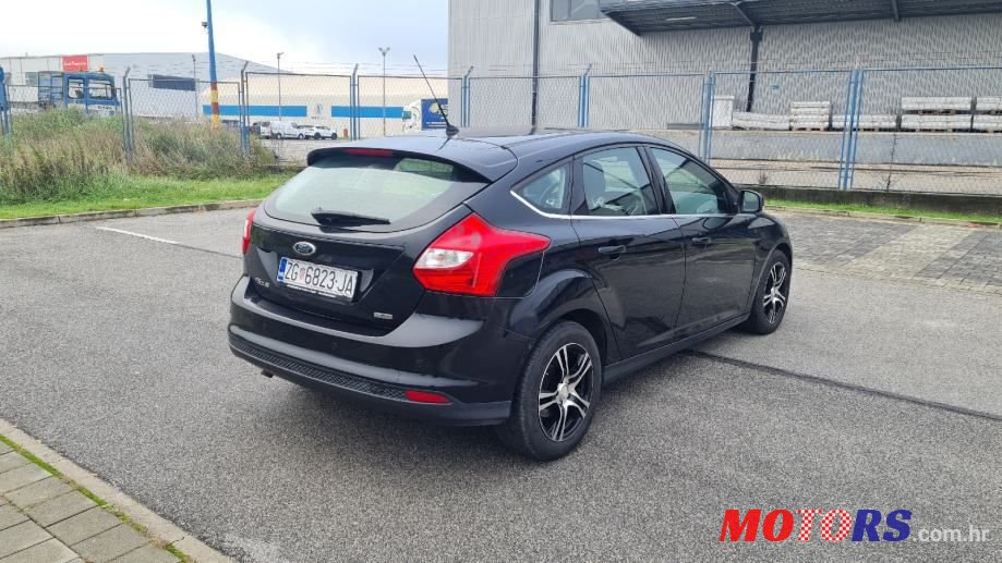 2013' Ford Focus 1,6 photo #4