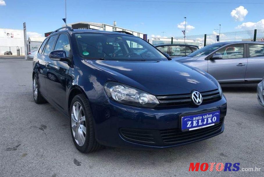 2010' Volkswagen Golf VII Variant photo #1