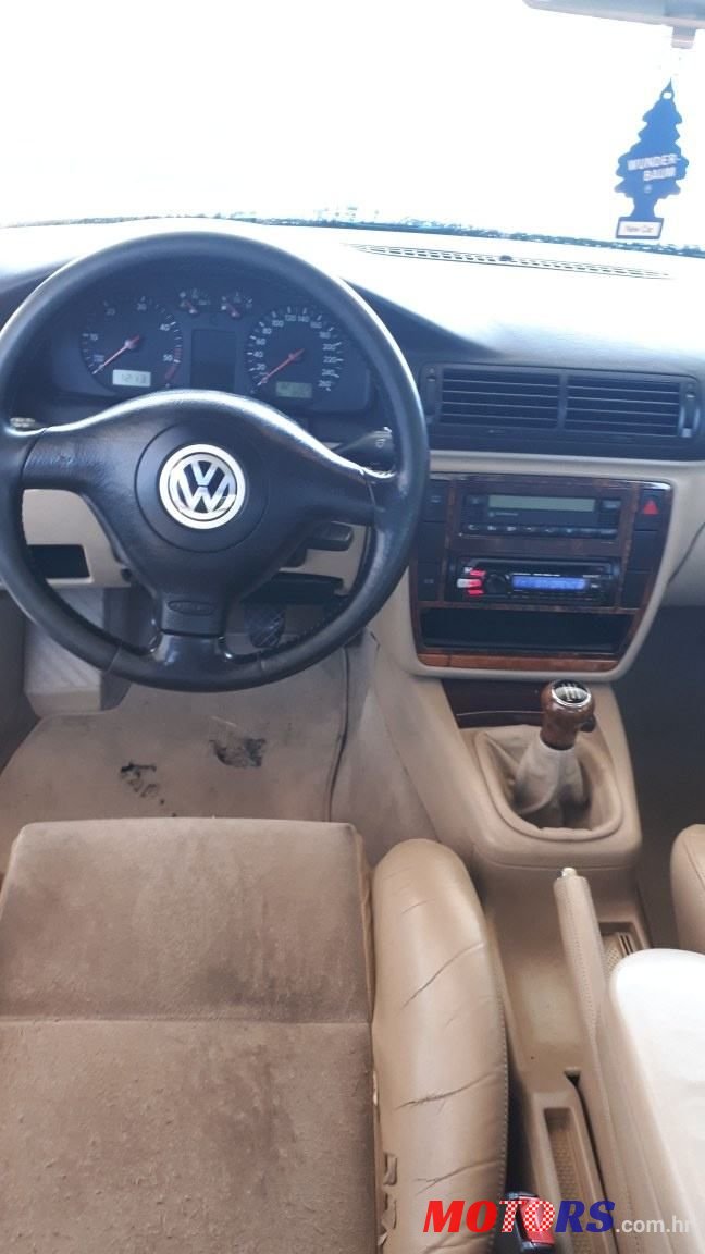 1999' Volkswagen Passat 1,9 Tdi photo #5