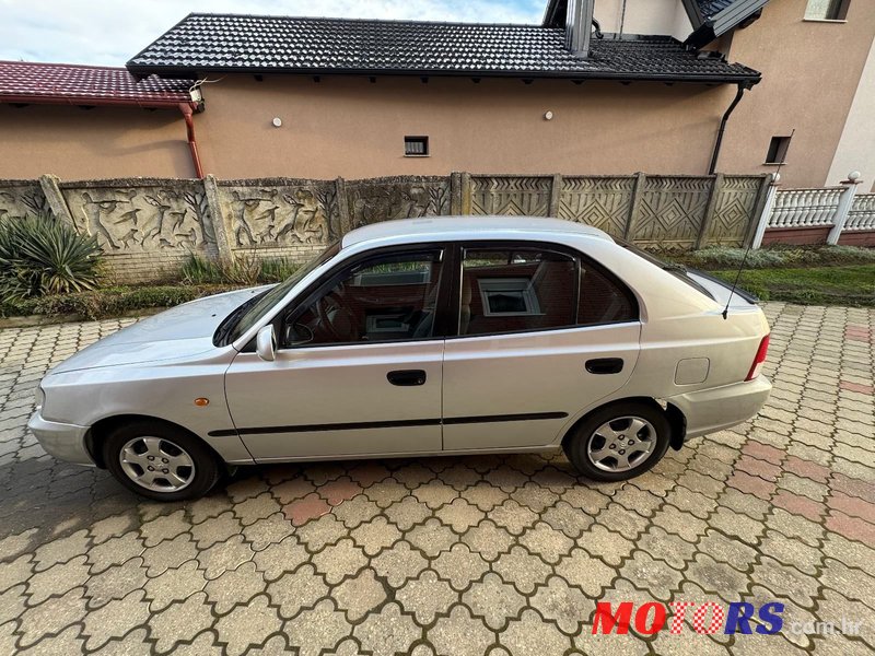 2000' Hyundai Accent 1,3 12V Gl photo #6
