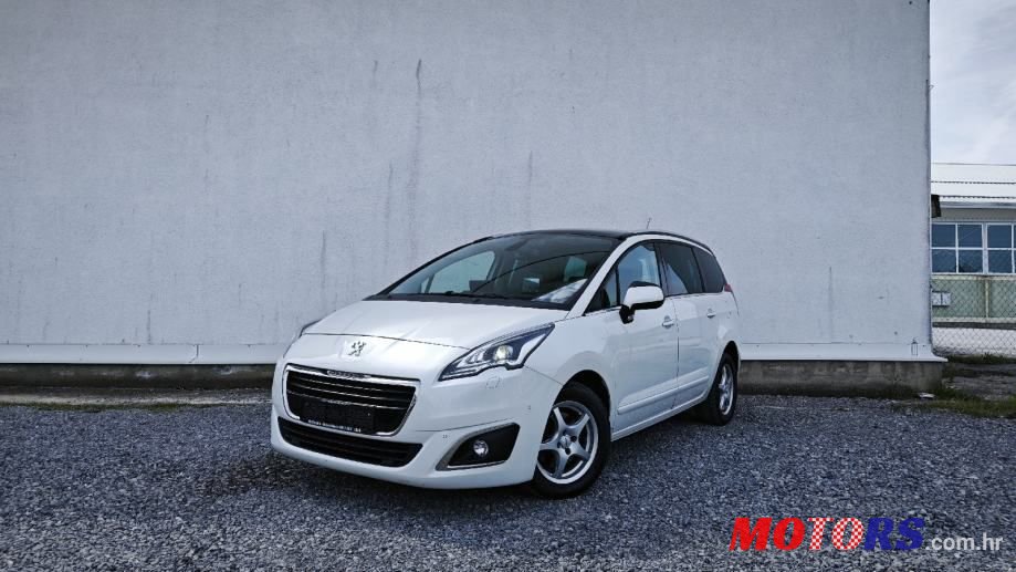 2016' Peugeot 5008 1.6 Hdi photo #1