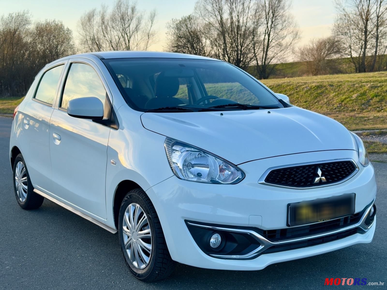 2019' Mitsubishi Space Star 1,0 photo #1