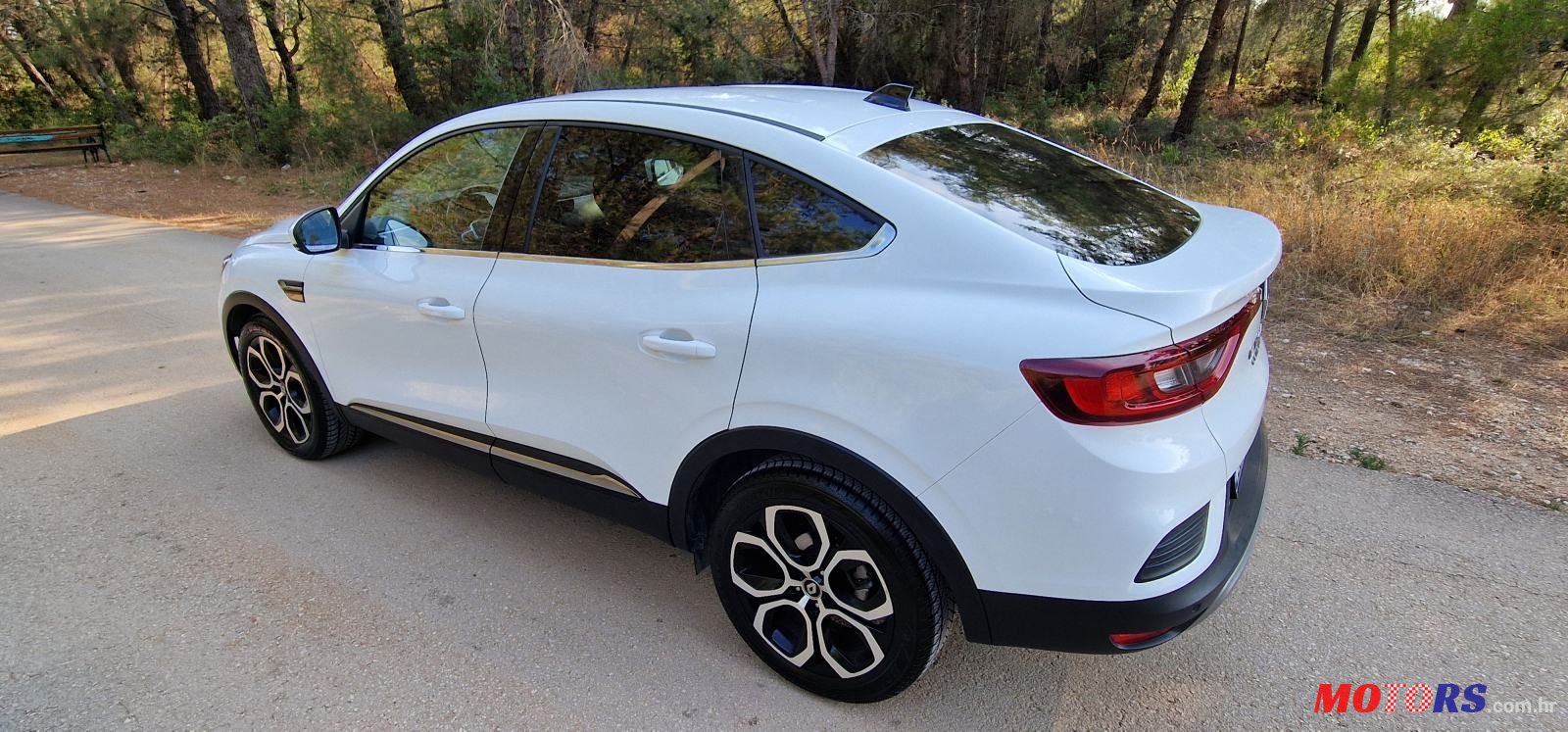 2022' Renault Megane E-Tech photo #5
