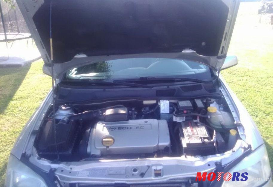 2003' Opel Astra Caravan photo #3