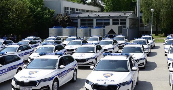 Novi automobili u Hrvatskoj u lipnju: Pad od 9,8 posto u odnosu na prvih šest mjeseci lani, najprodavaniji model Dacia Duster