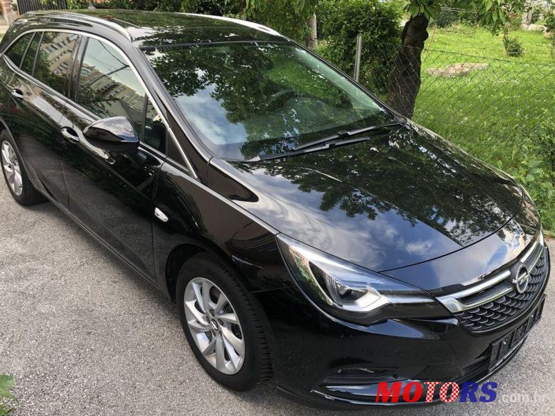 2018' Opel Astra Karavan 1.6 Cdti photo #1