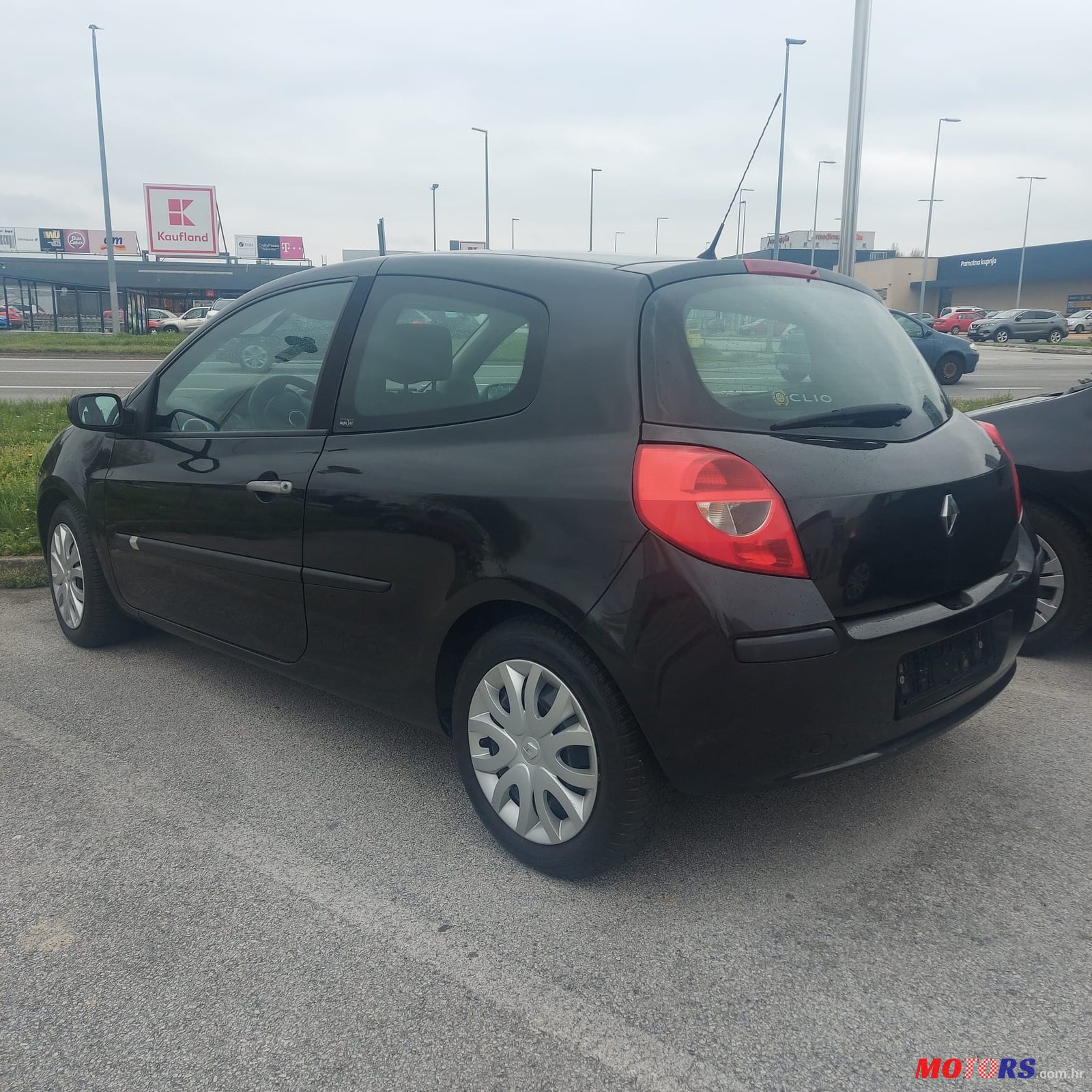 2007' Renault Clio photo #3