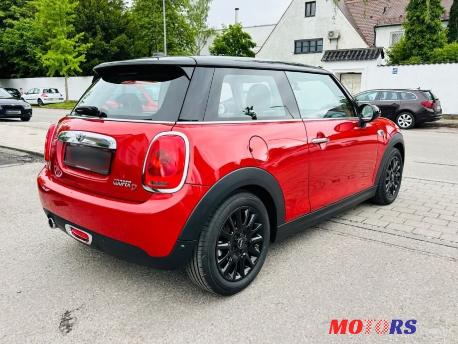 2016' MINI Cooper D photo #3