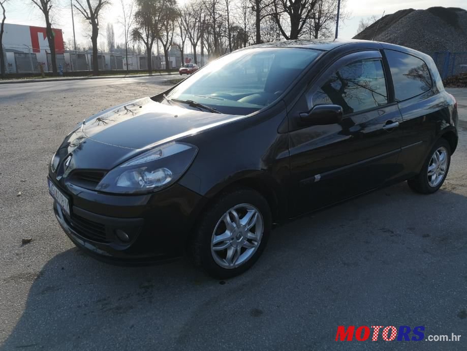 2005' Renault Clio 1,5 Dci photo #3