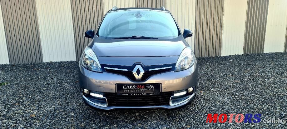 2015' Renault Grand Scenic photo #2